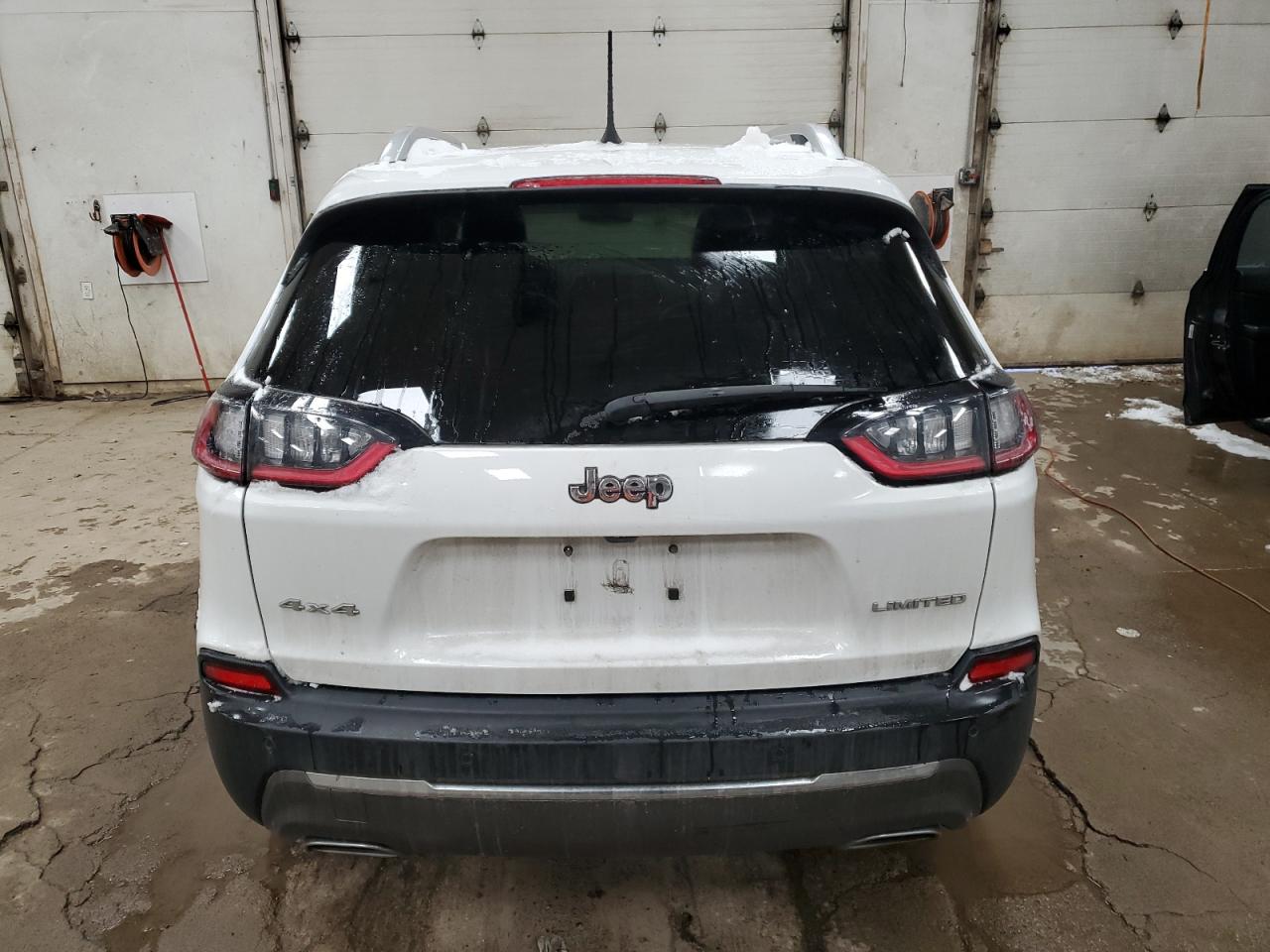 2020 Jeep Grand Cherokee - Image 6