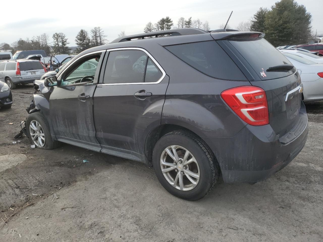 2016 Chevrolet Equinox - Image 2