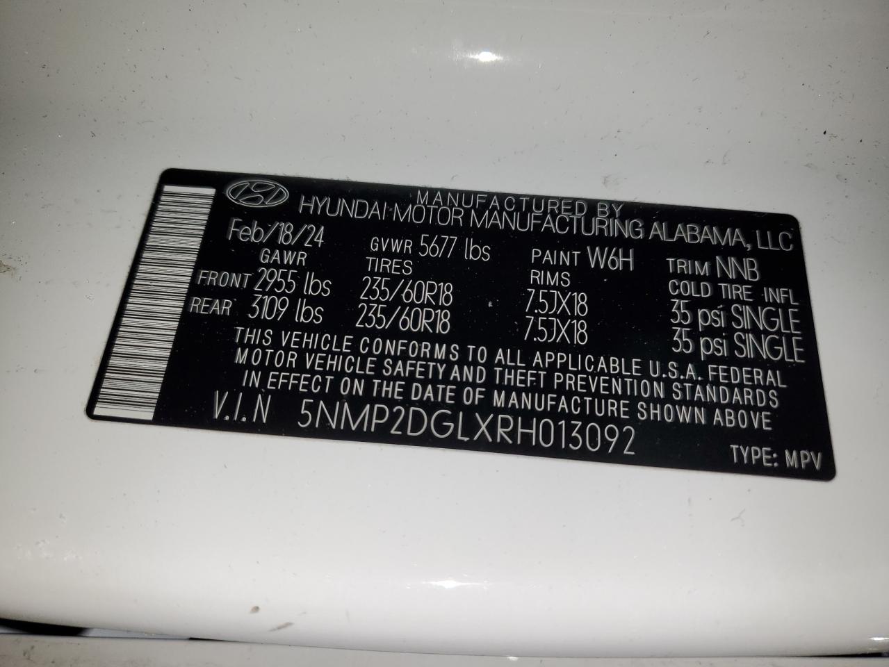 2024 Hyundai Santa Fe - Image 13