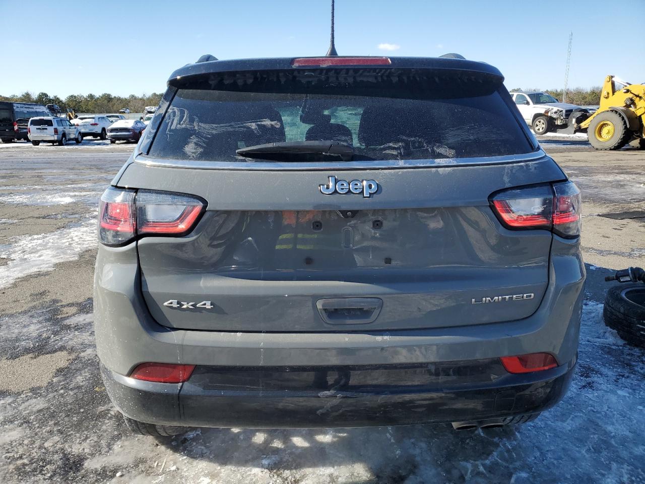 2022 Jeep Compass - Image 6