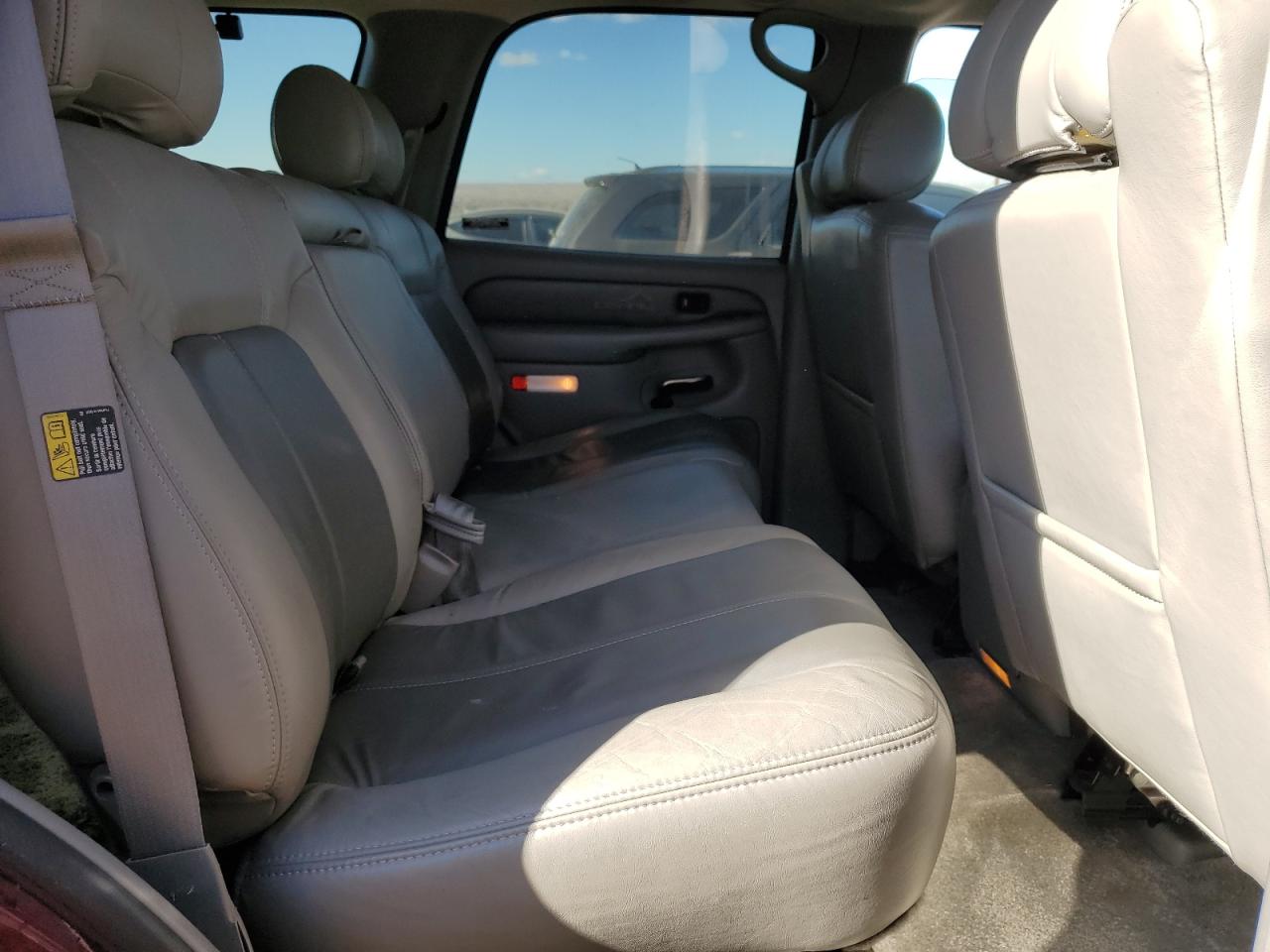 2001 GMC Yukon - Image 11