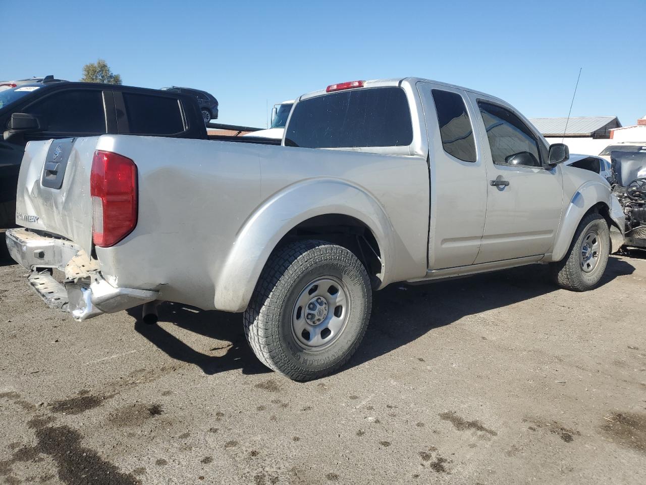 2016 Nissan Navara (Frontier) - Image 3