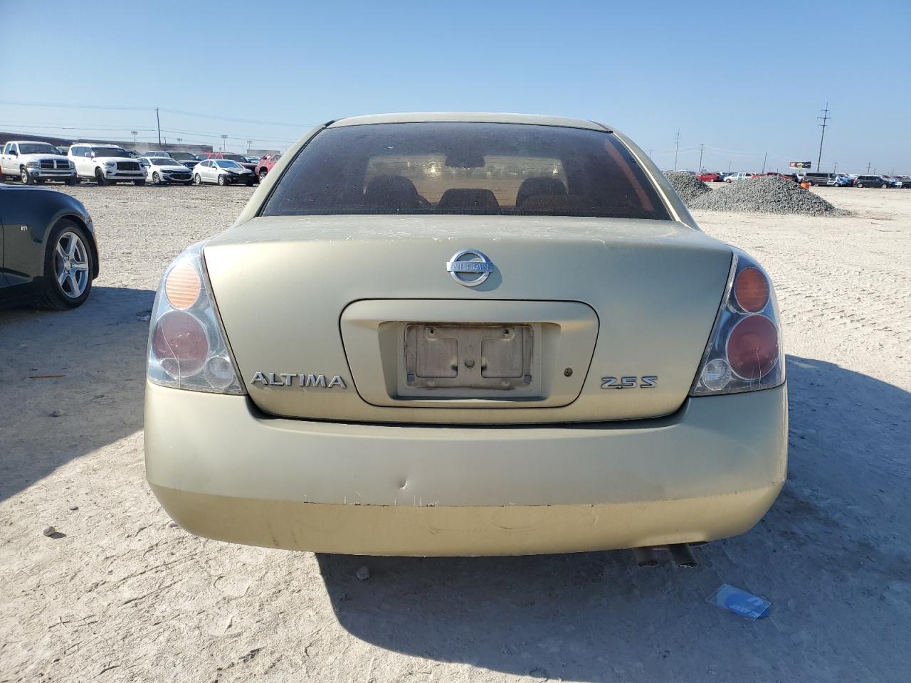 2003 Nissan Altima - Image 6