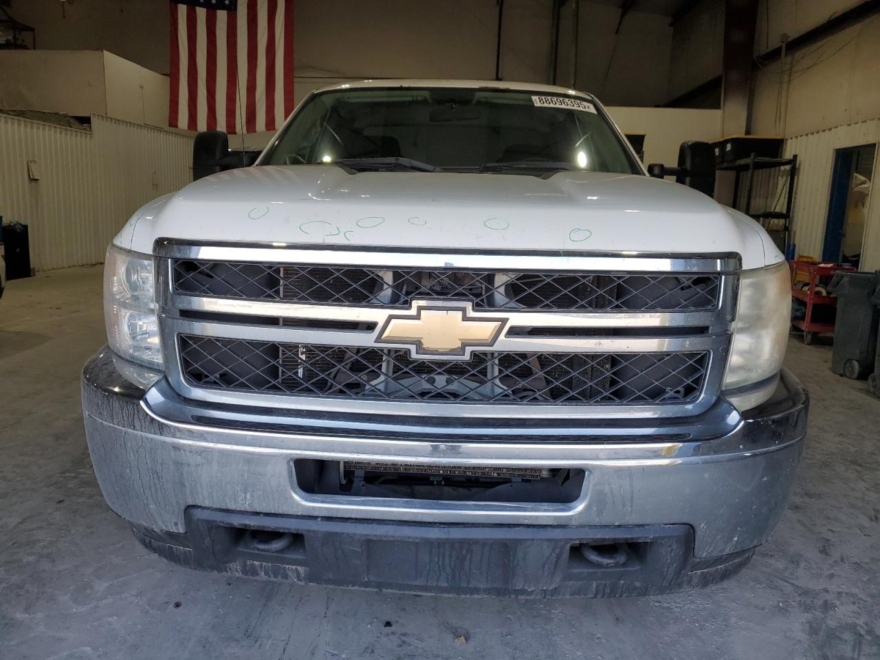 2011 Chevrolet Silverado - Image 5