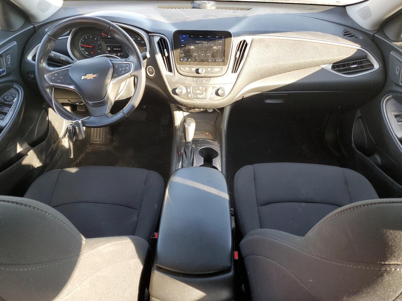 2020 Chevrolet Malibu - Image 8