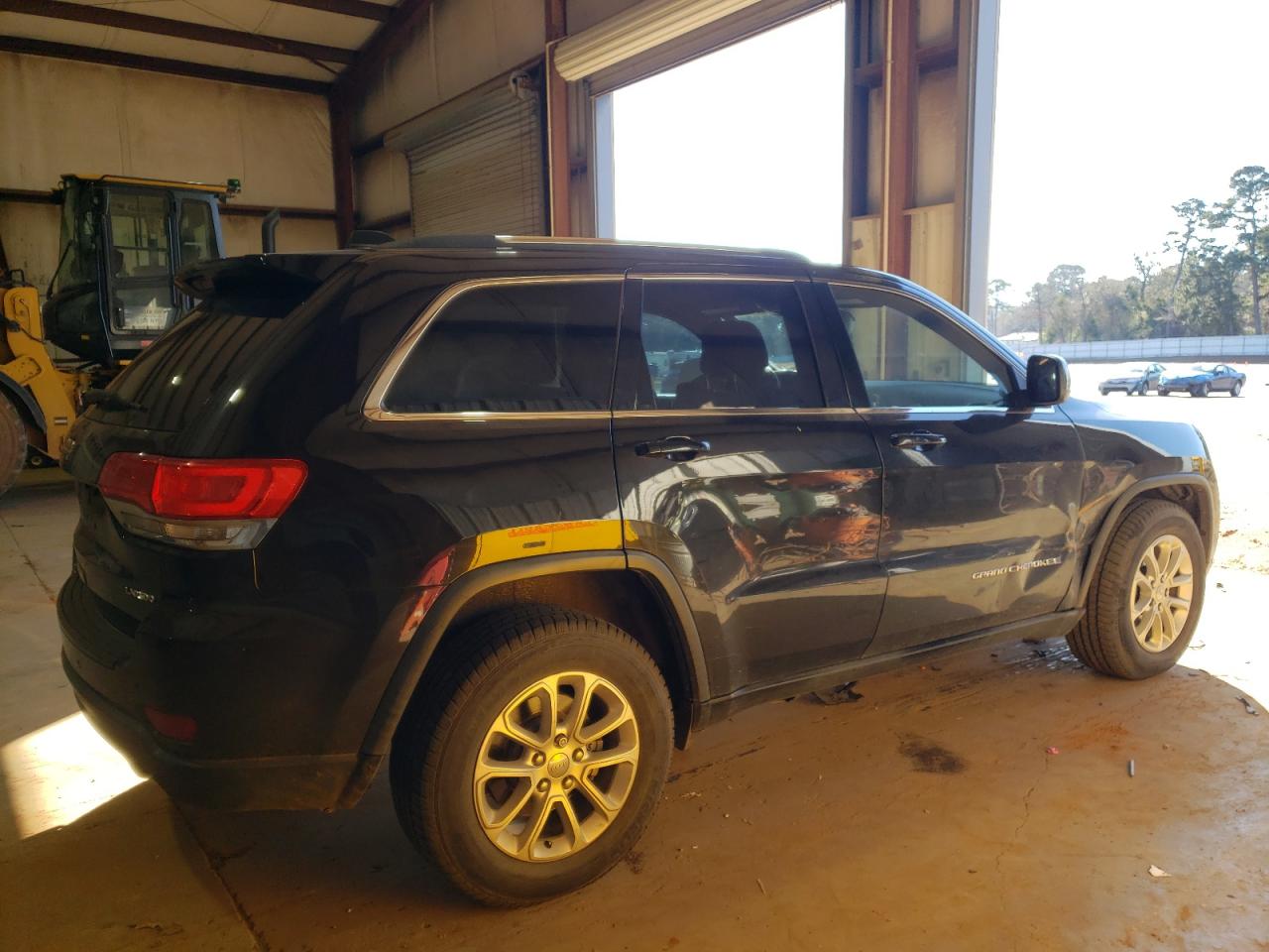 2015 Jeep Grand Cherokee - Image 3