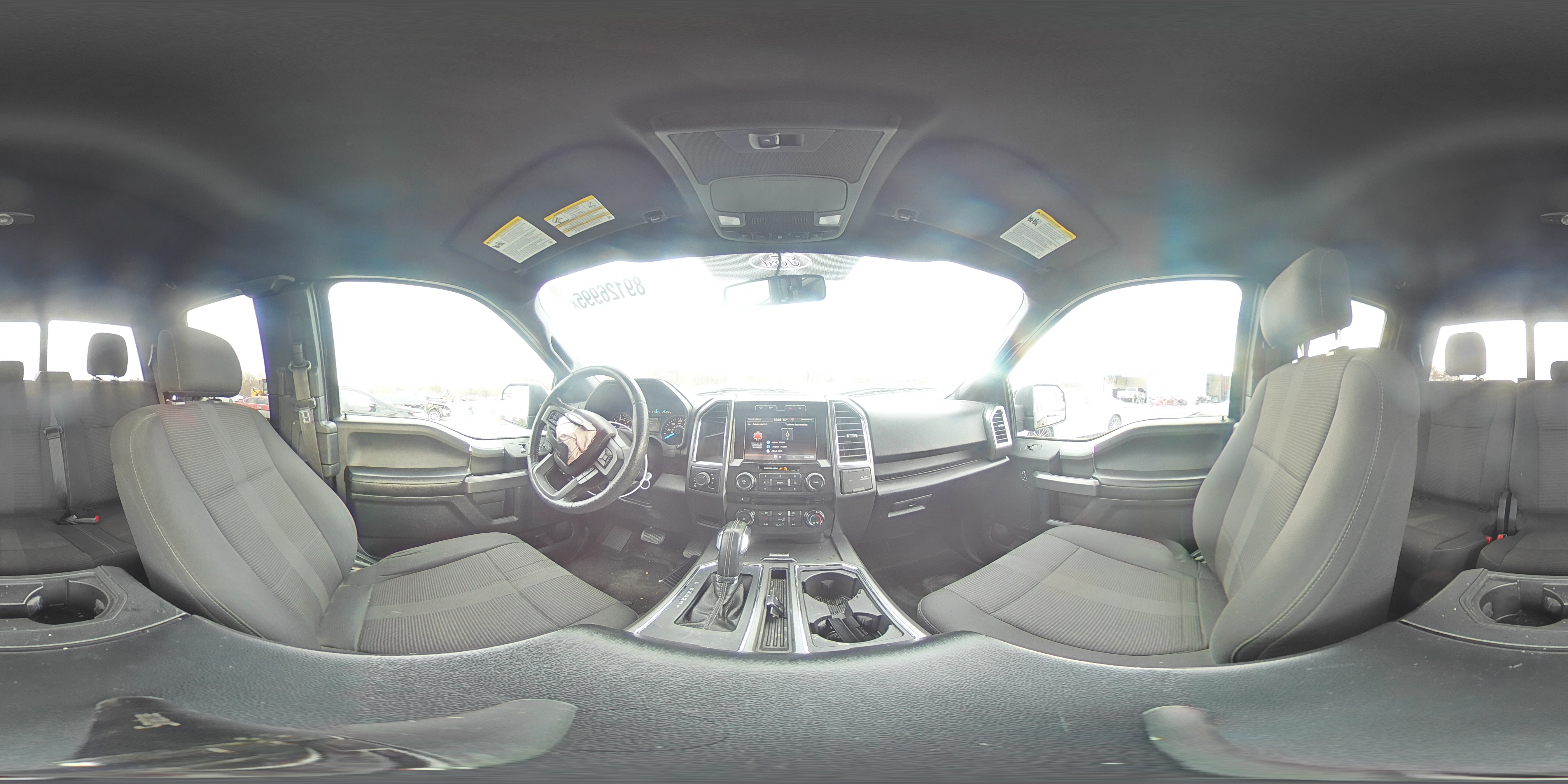 2015 Ford F-150 - Image 13