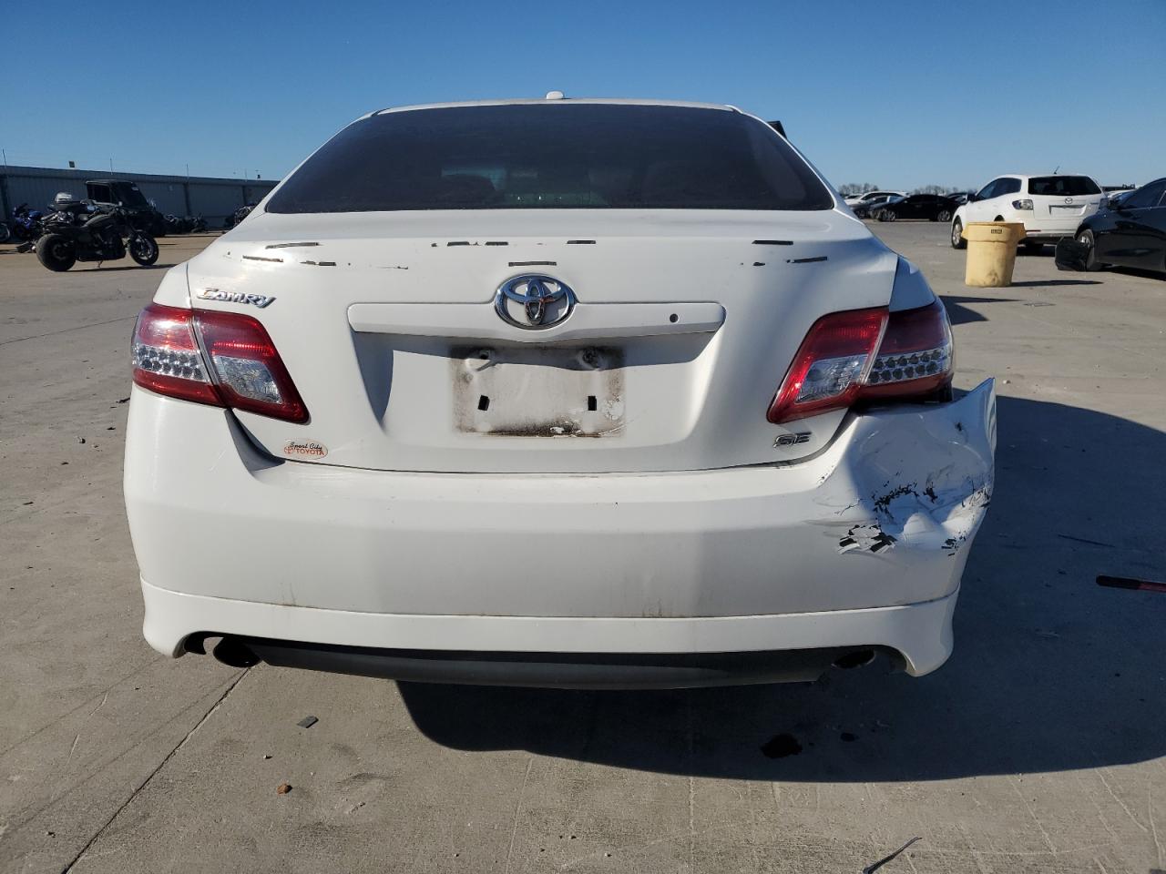 2011 Toyota Camry - Image 6