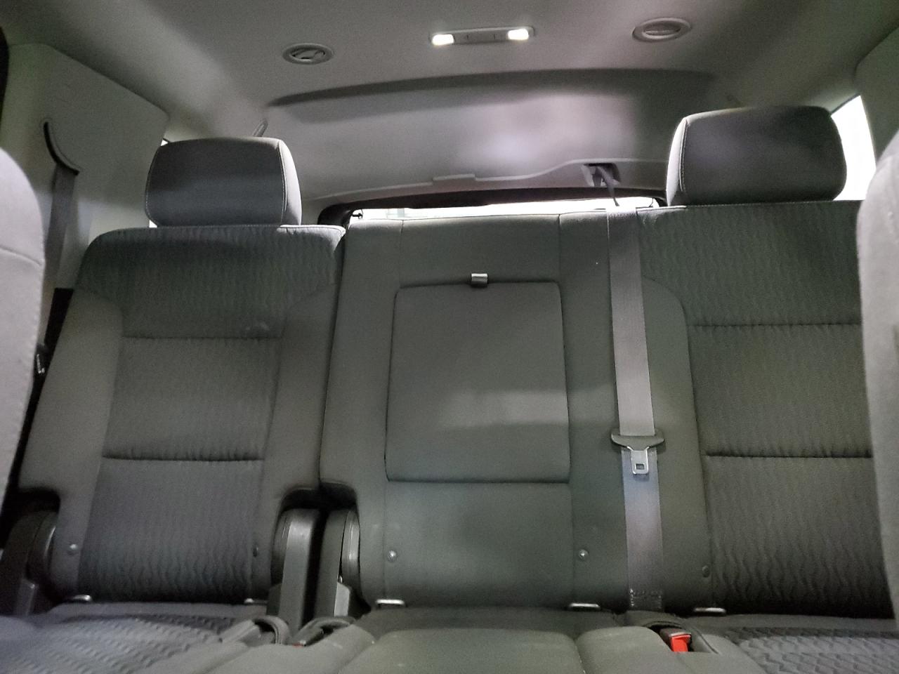 2016 GMC Yukon - Image 10
