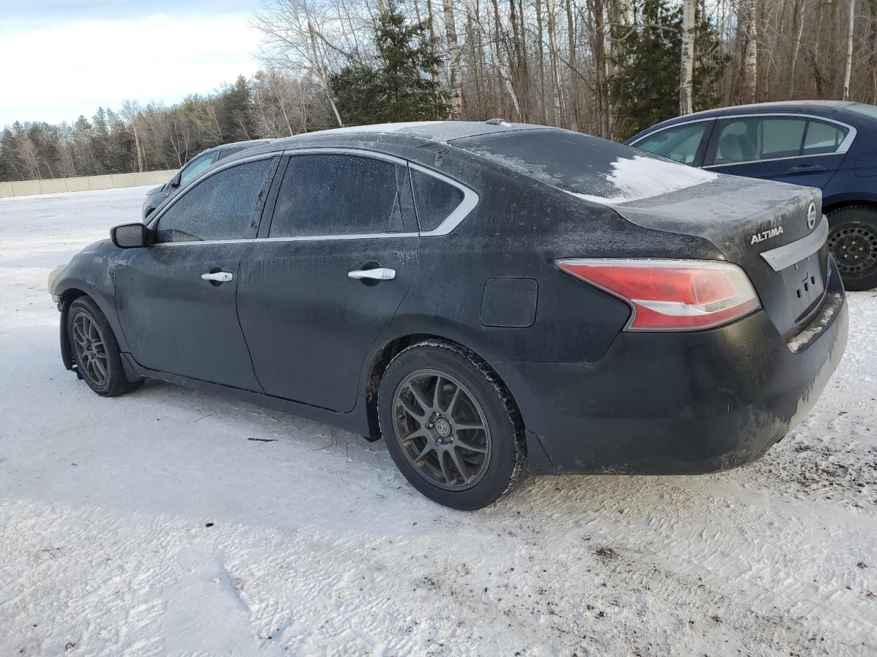 2014 Nissan Altima - Image 2