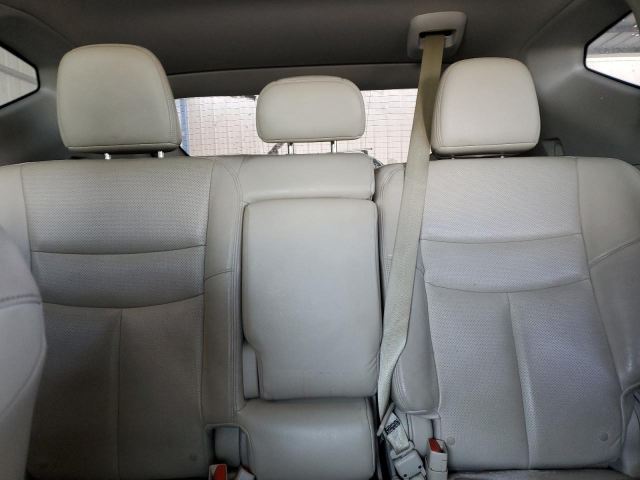 2015 Nissan Murano - Image 10