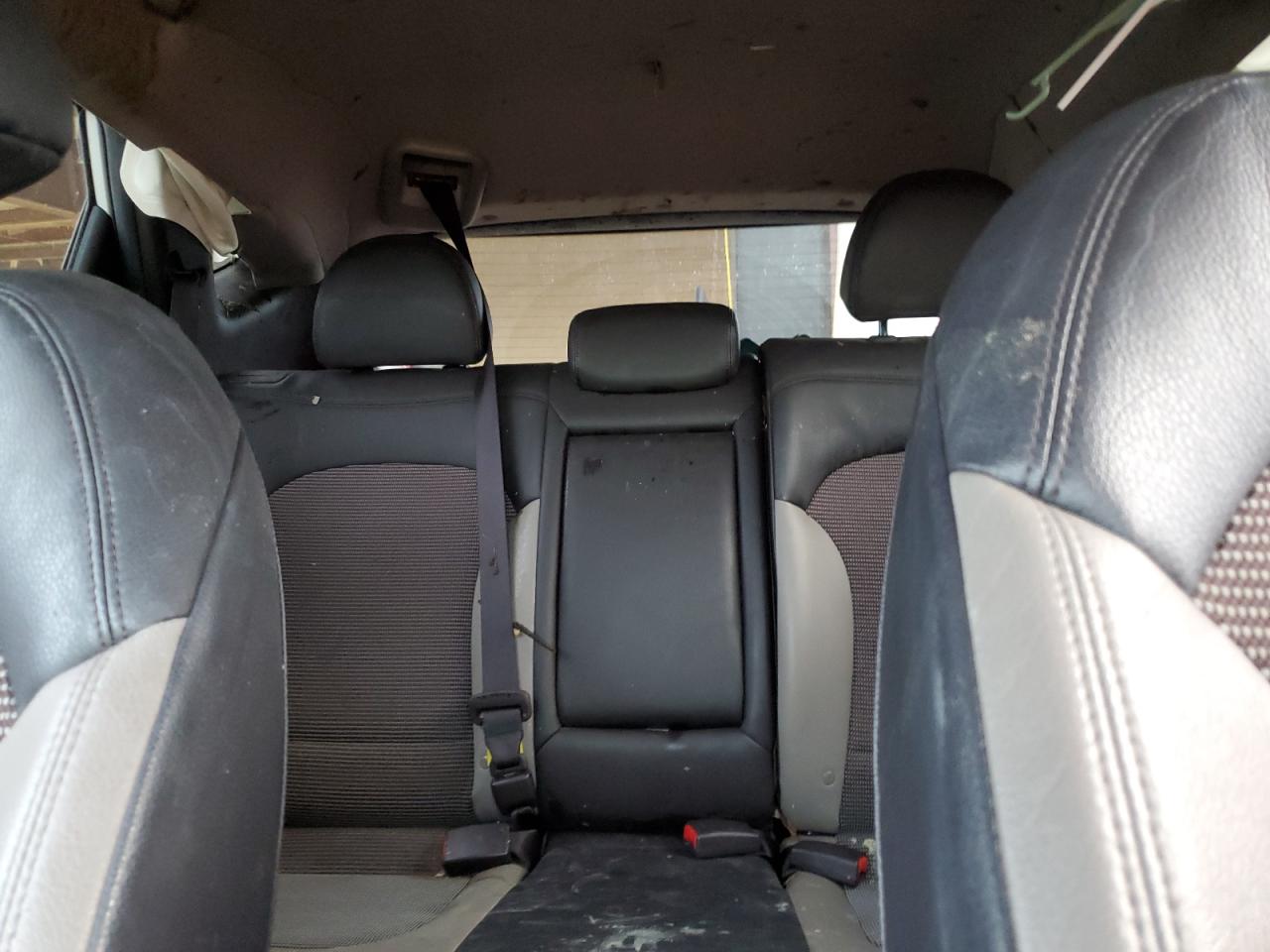 2011 Hyundai Tucson - Image 10