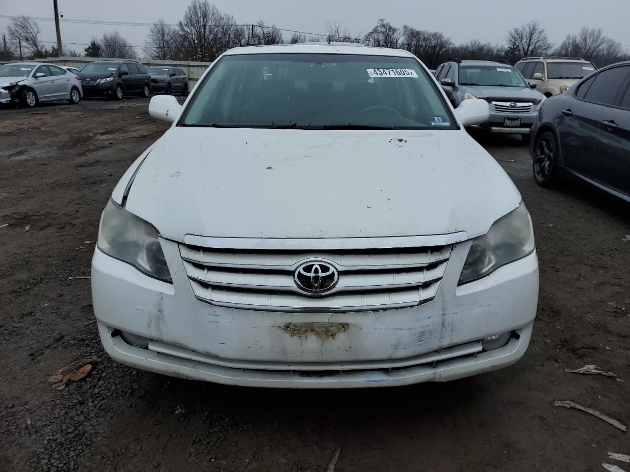 2007 Toyota Avalon - Image 5