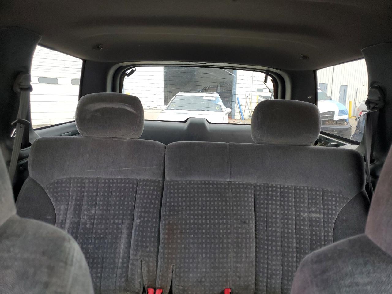 2001 Chevrolet Blazer - Image 10