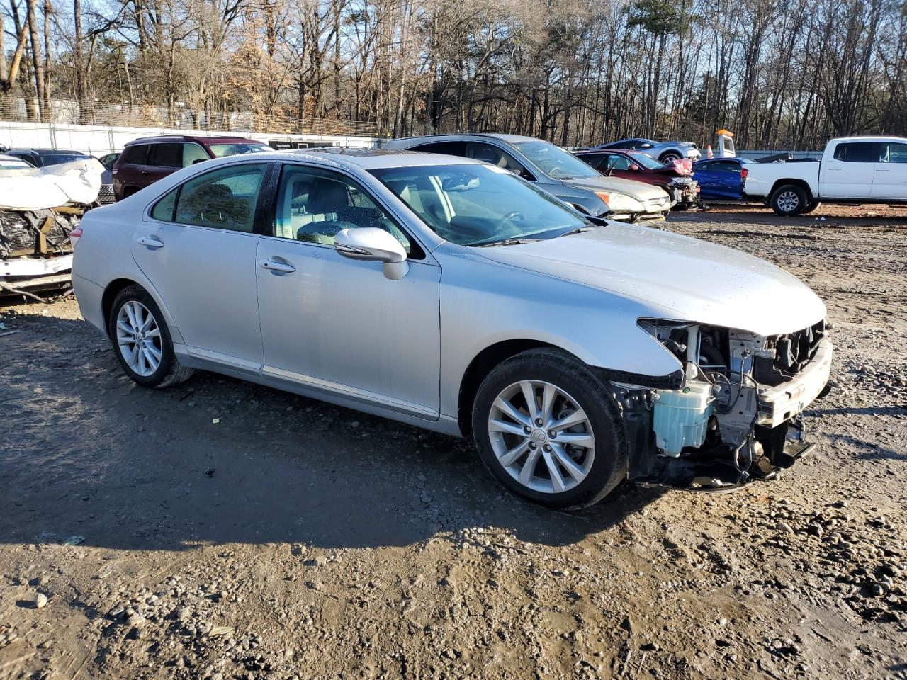 2011 Lexus ES - Image 4