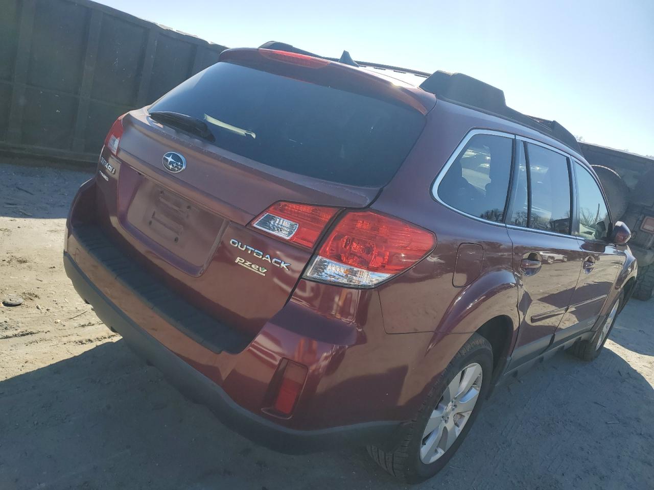 2011 Subaru Outback - Image 3