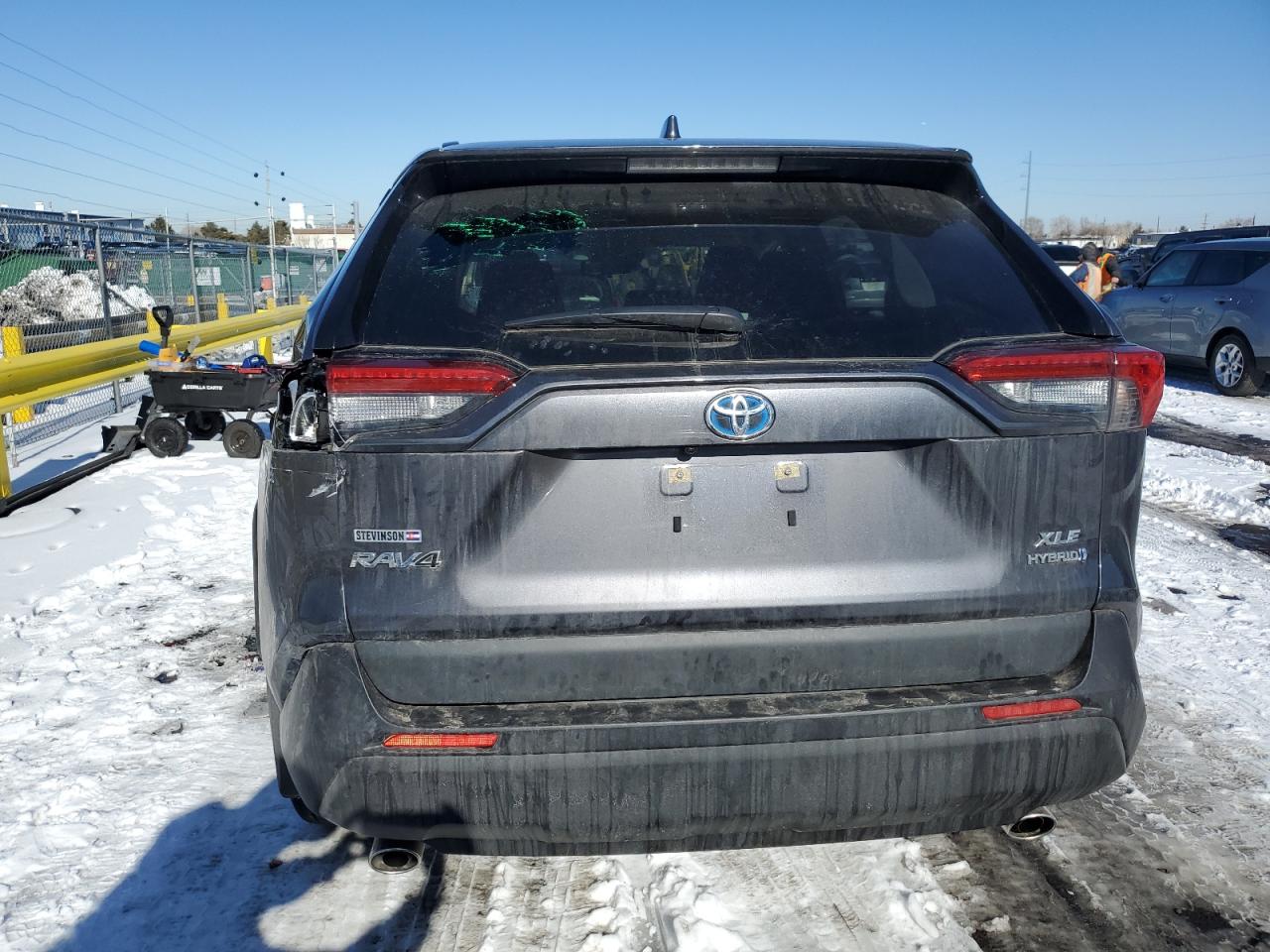 2024 Toyota RAV 4 - Image 6