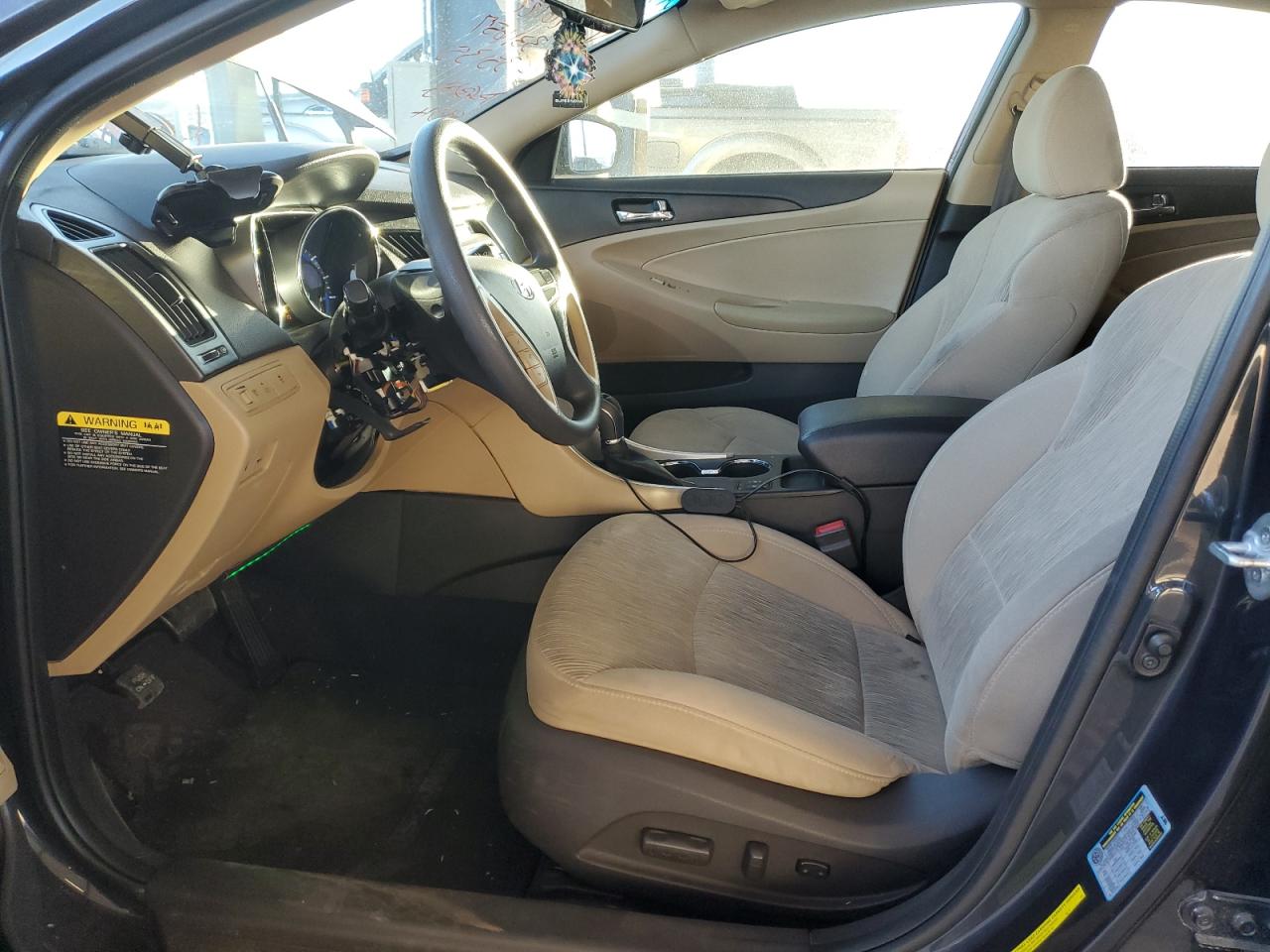 2014 Hyundai Sonata - Image 7