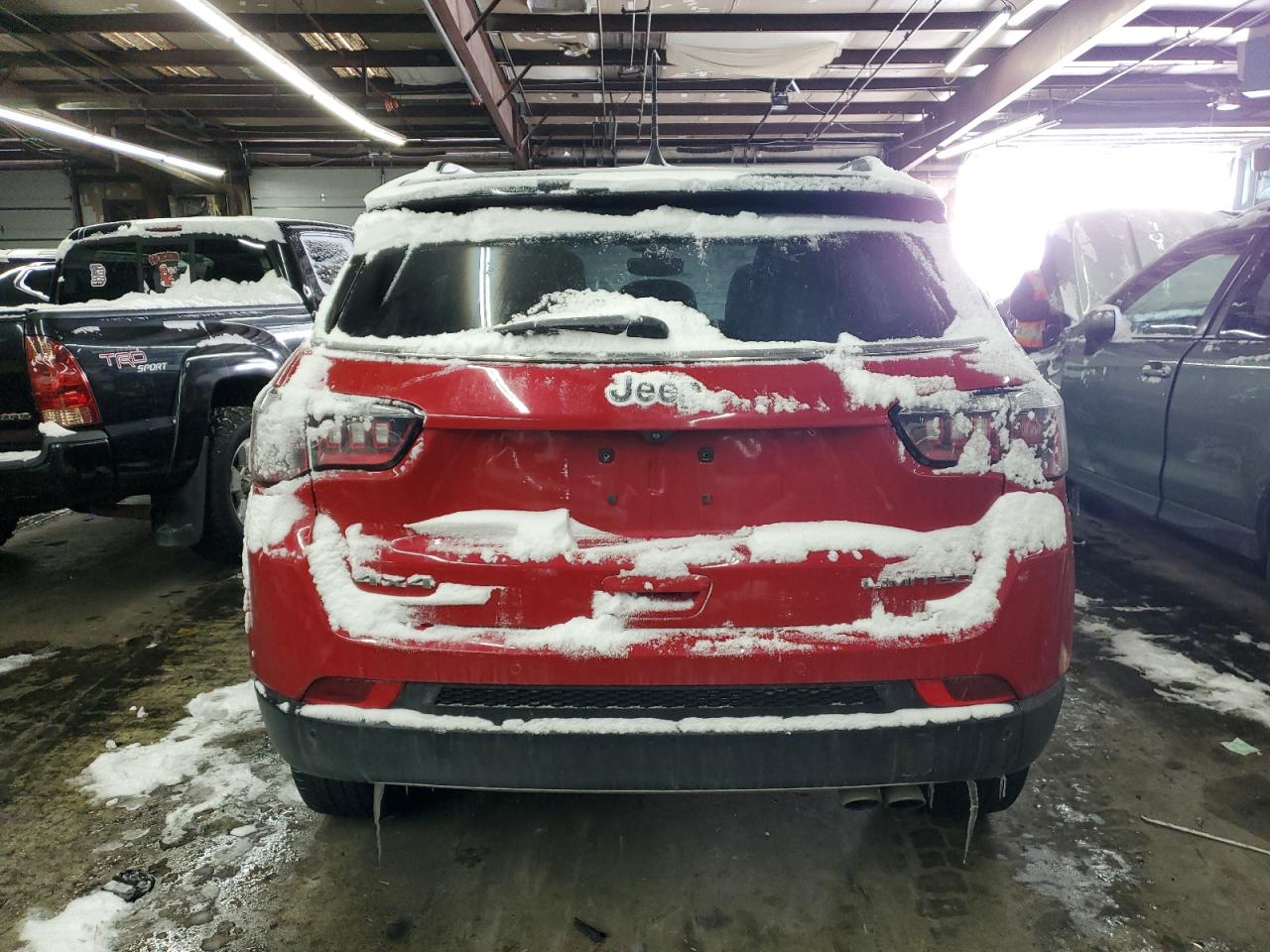 2018 Jeep Compass - Image 6