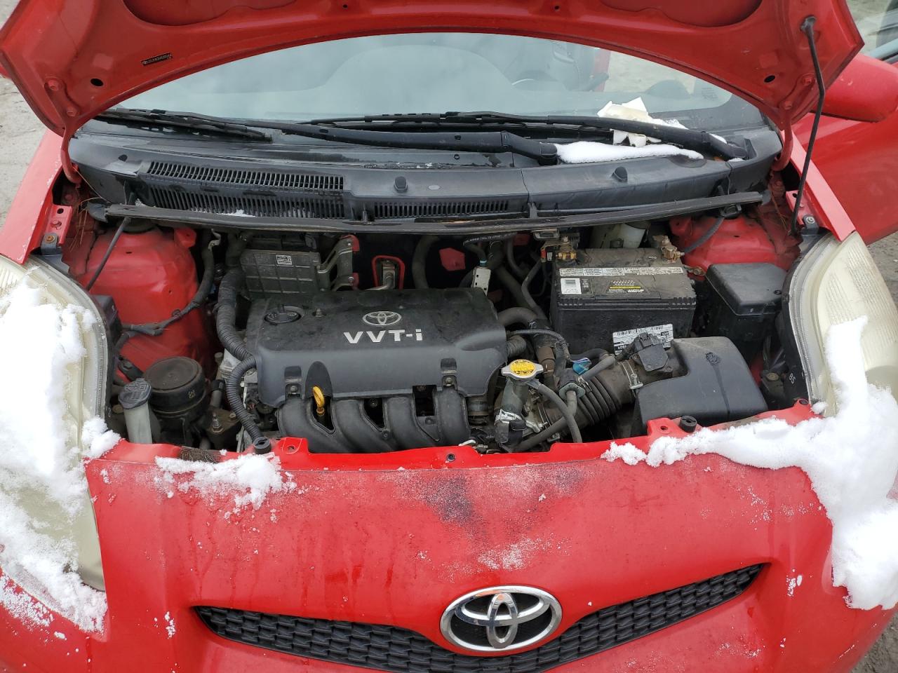 2010 Toyota Yaris - Image 11