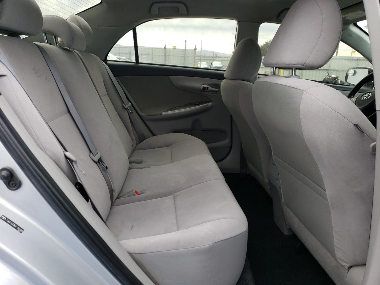 2011 Toyota Corolla - Image 11