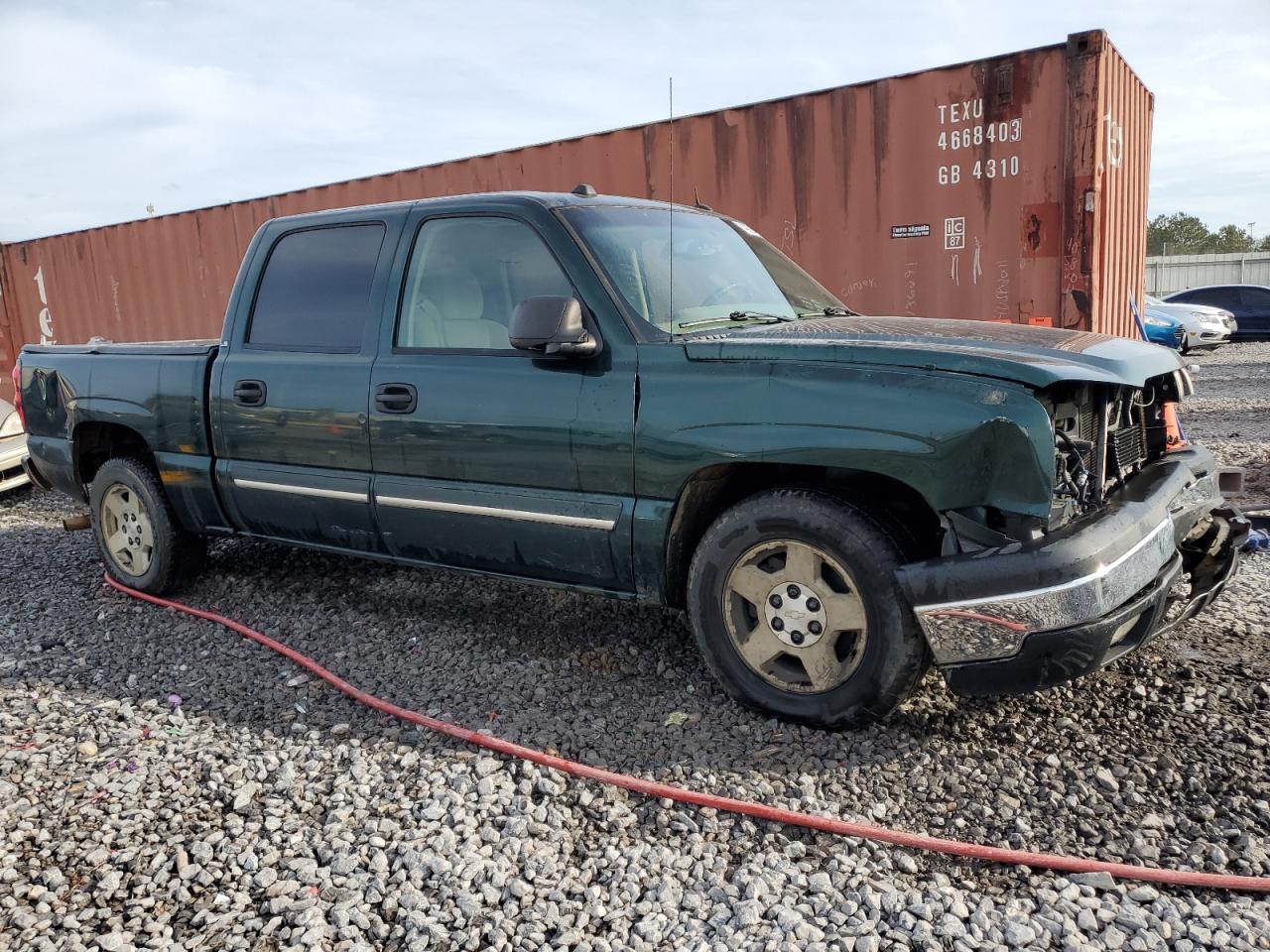 2005 Chevrolet Silverado - Image 4
