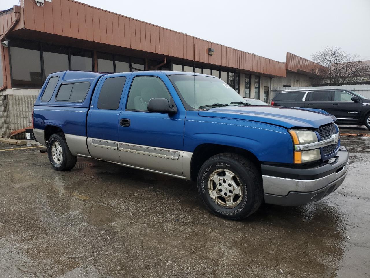 2003 Chevrolet Silverado - Image 4