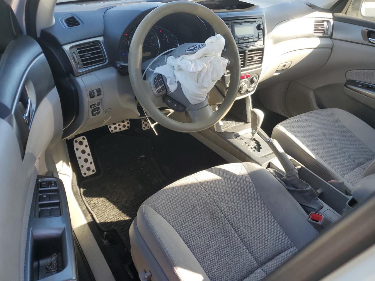 2013 Subaru Forester - Image 8