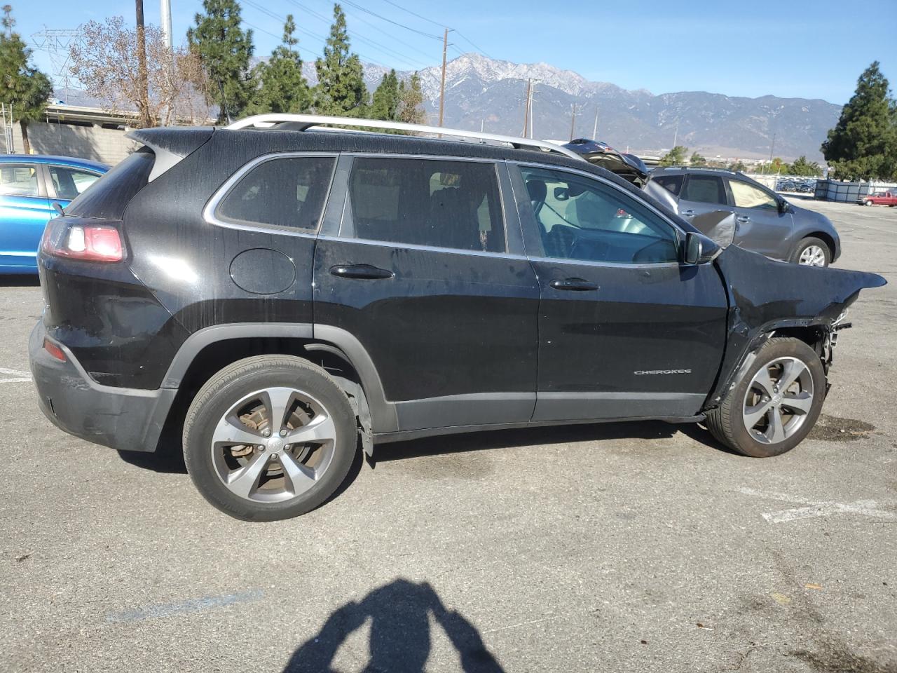 2020 Jeep Grand Cherokee - Image 3