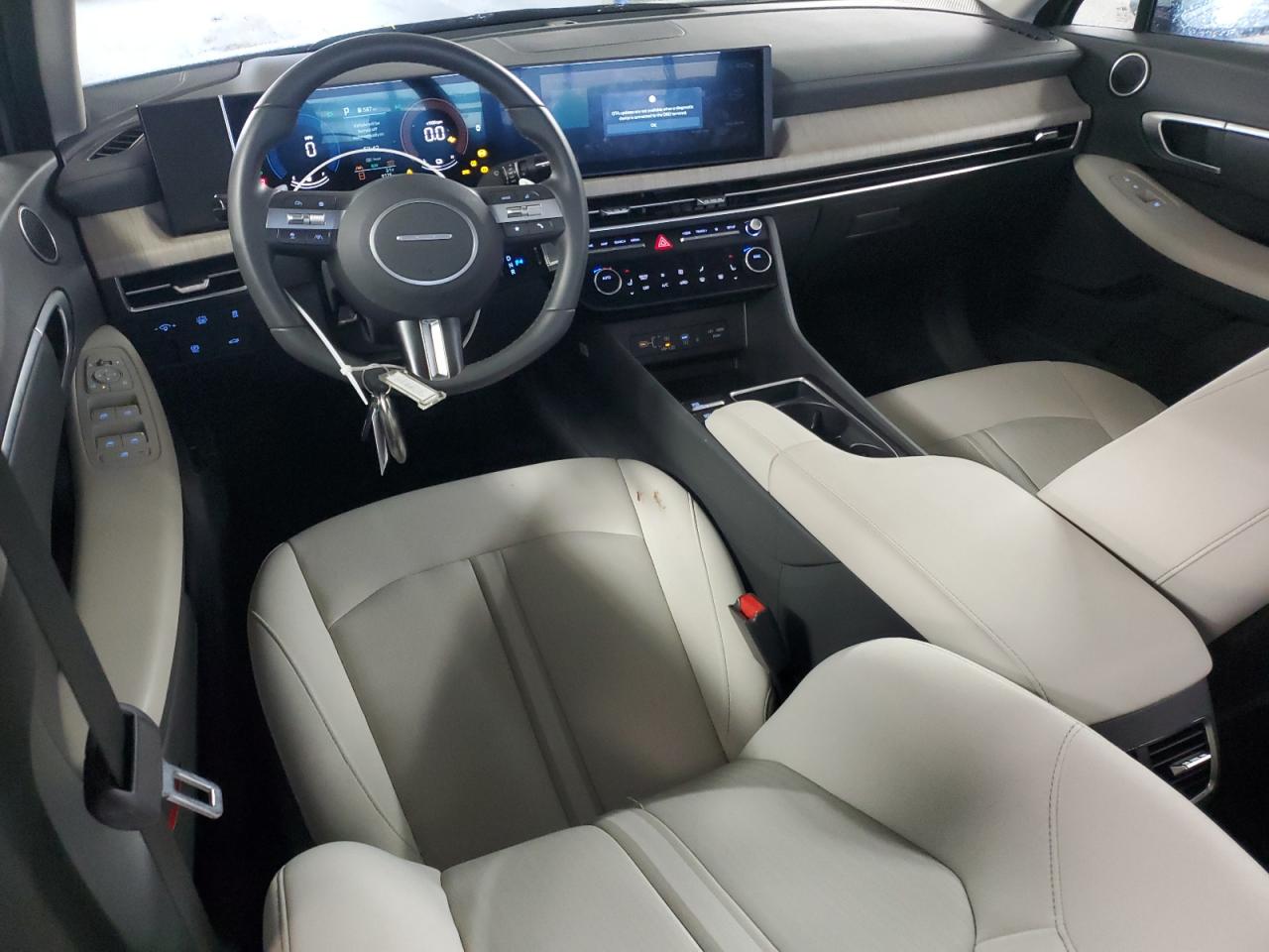 2024 Hyundai Sonata - Image 8