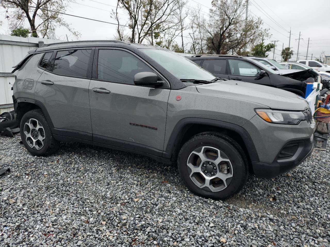 2022 Jeep Compass - Image 4