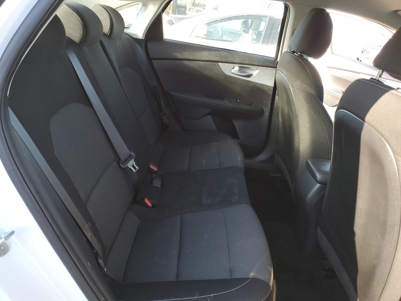 2023 Kia Forte - Image 10