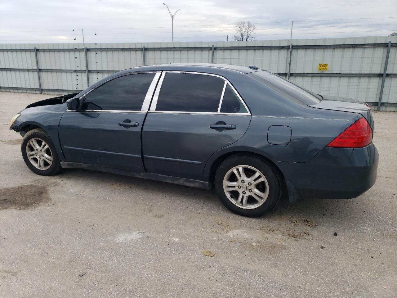 2007 Honda Accord - Image 2