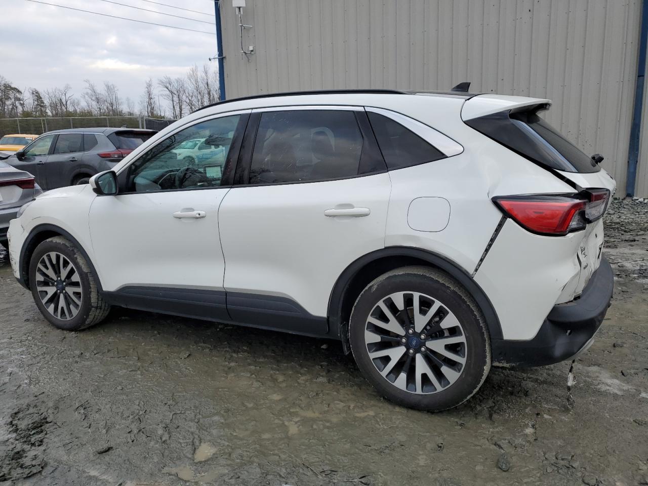 2020 Ford Escape - Image 2
