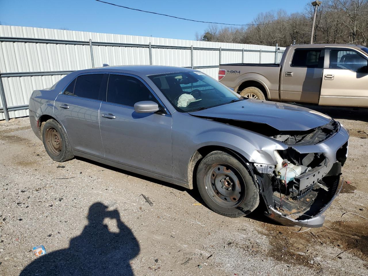 2016 Chrysler 300 - Image 4