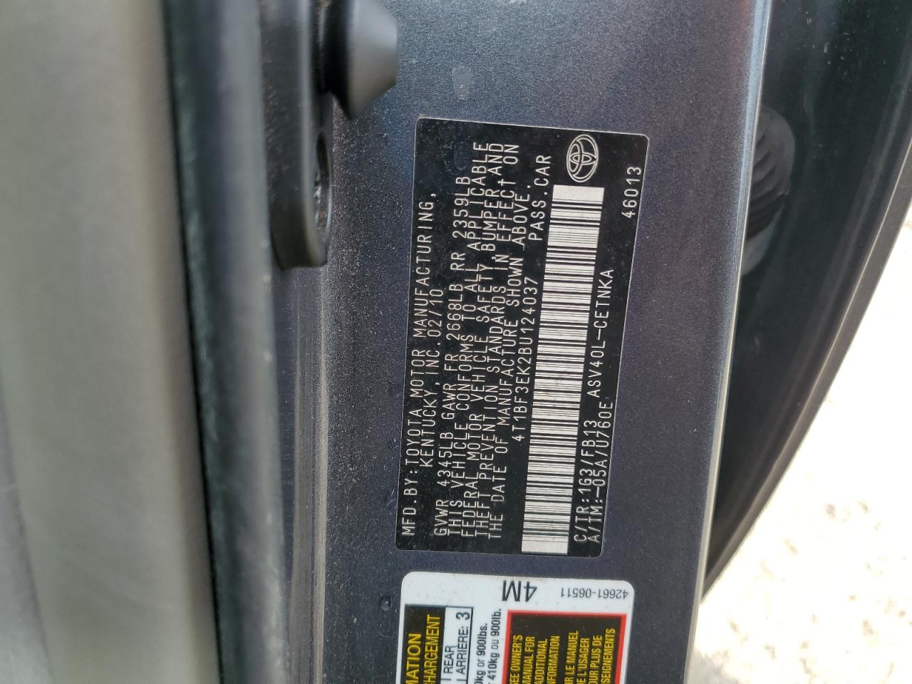 2011 Toyota Camry - Image 12