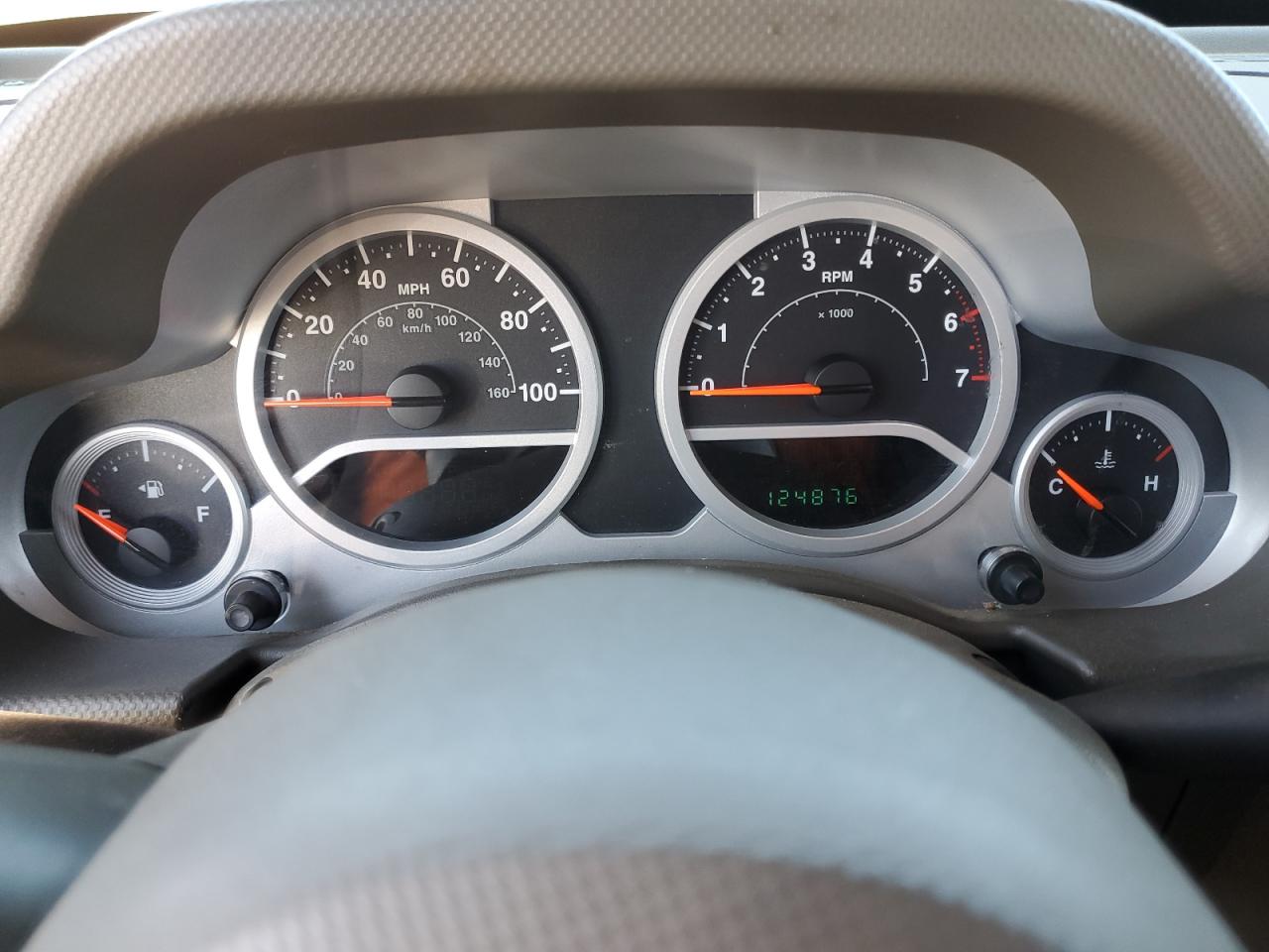 2010 Jeep Wrangler - Image 9