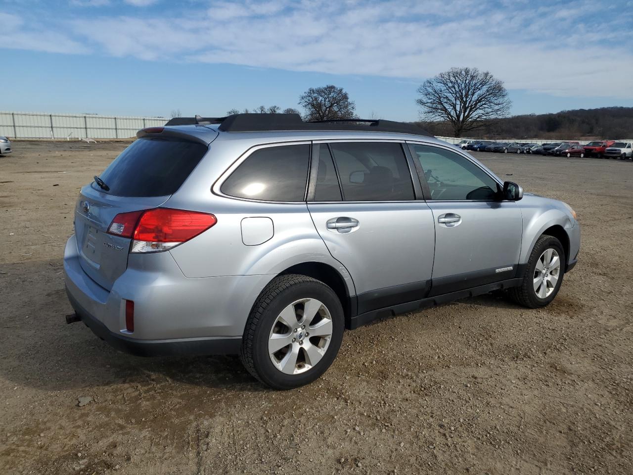 2012 Subaru Outback - Image 3
