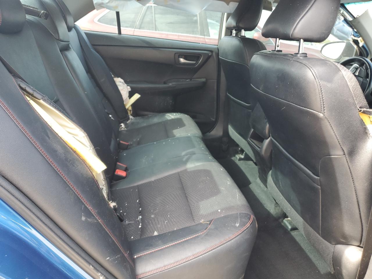 2017 Toyota Camry - Image 10