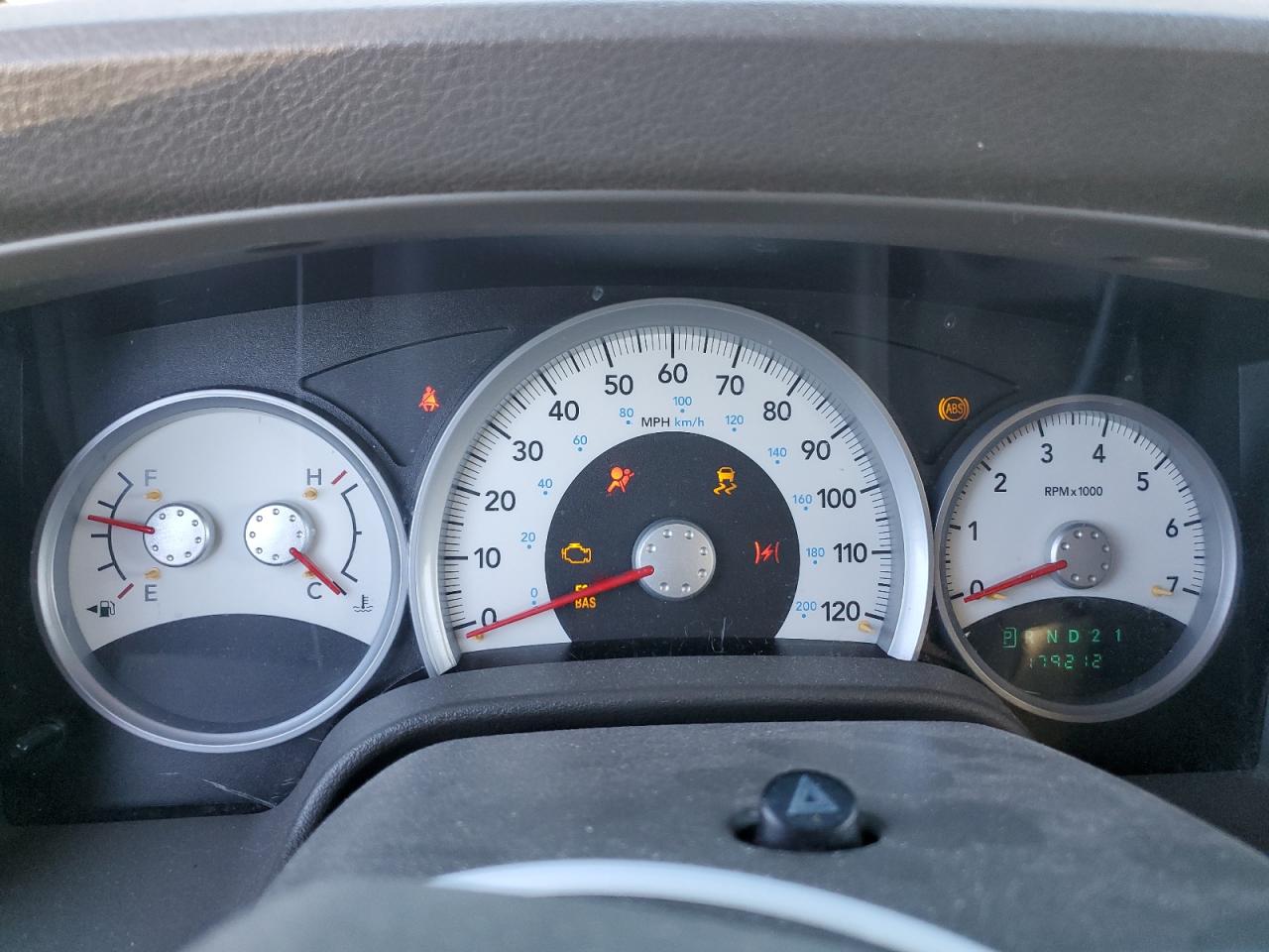 2008 Dodge Durango Slt VIN: 1D8HD48268F112526 Lot: 88254395