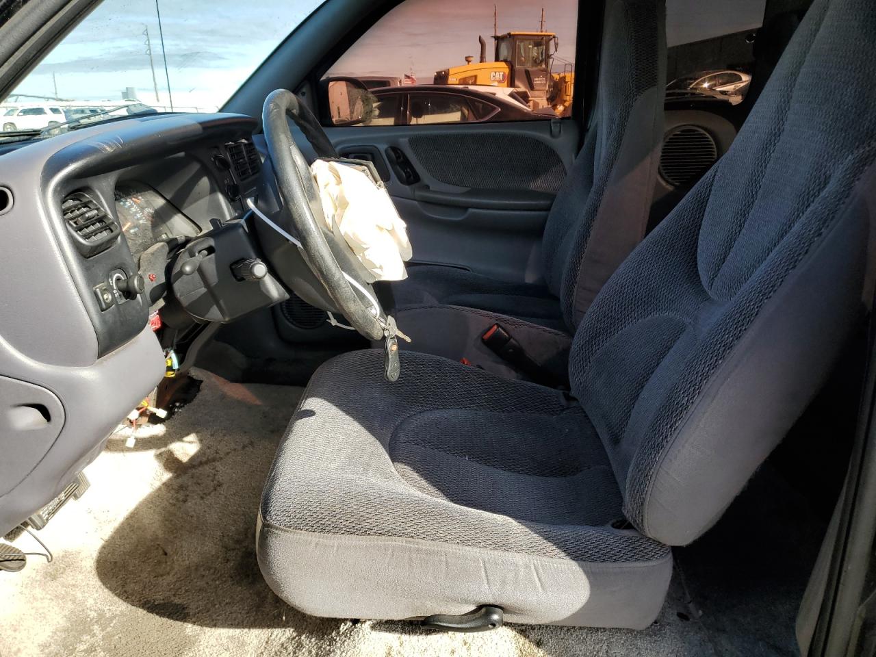 1998 Dodge Dakota - Image 7
