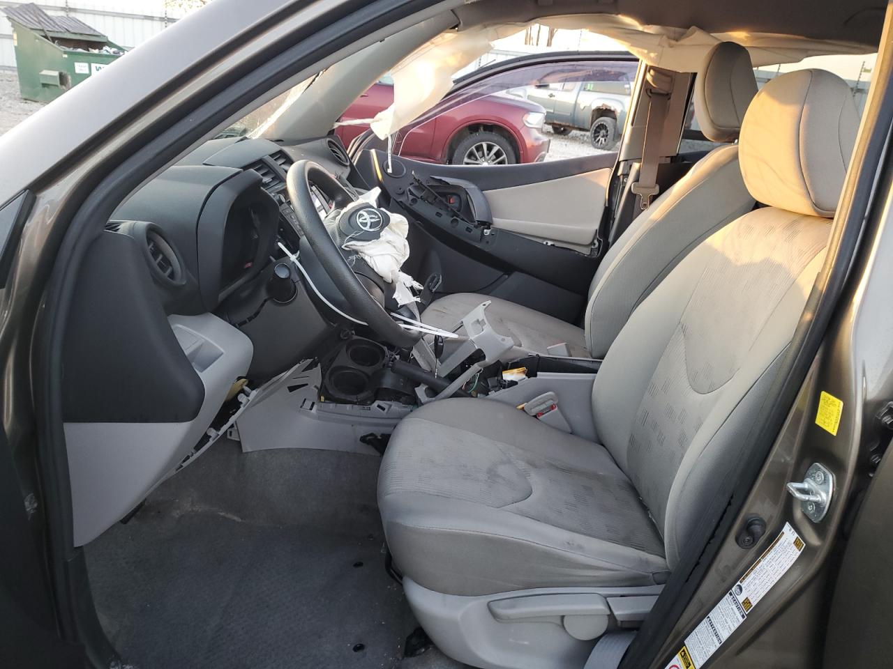 2010 Toyota RAV 4 - Image 7