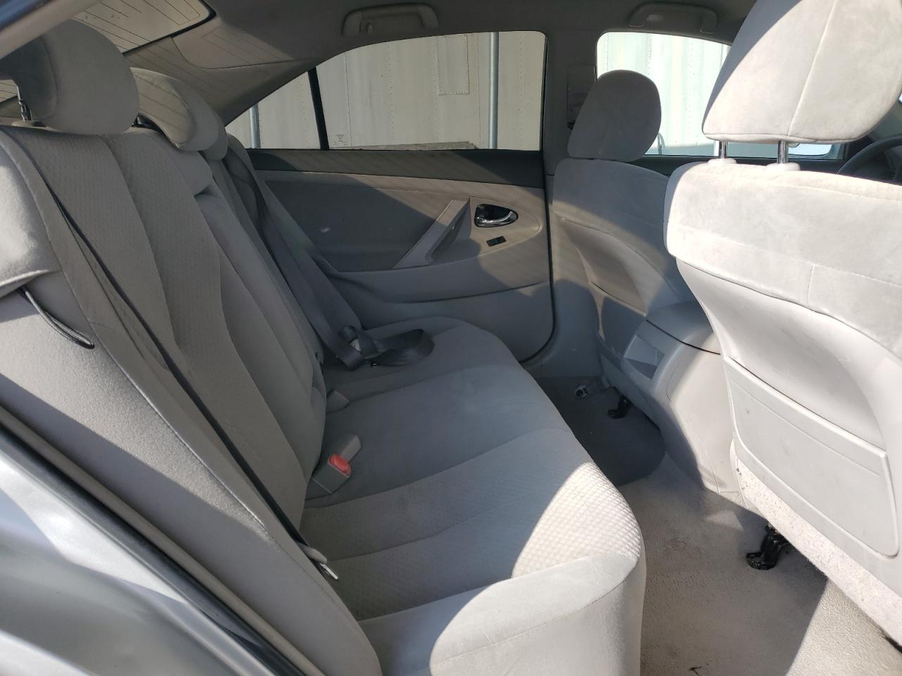 2007 Toyota Camry - Image 10