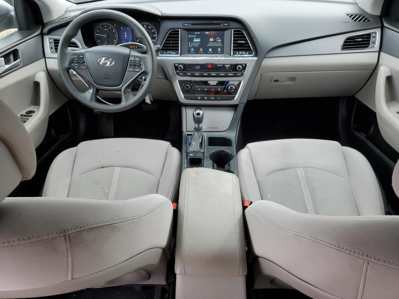 2017 Hyundai Sonata - Image 8
