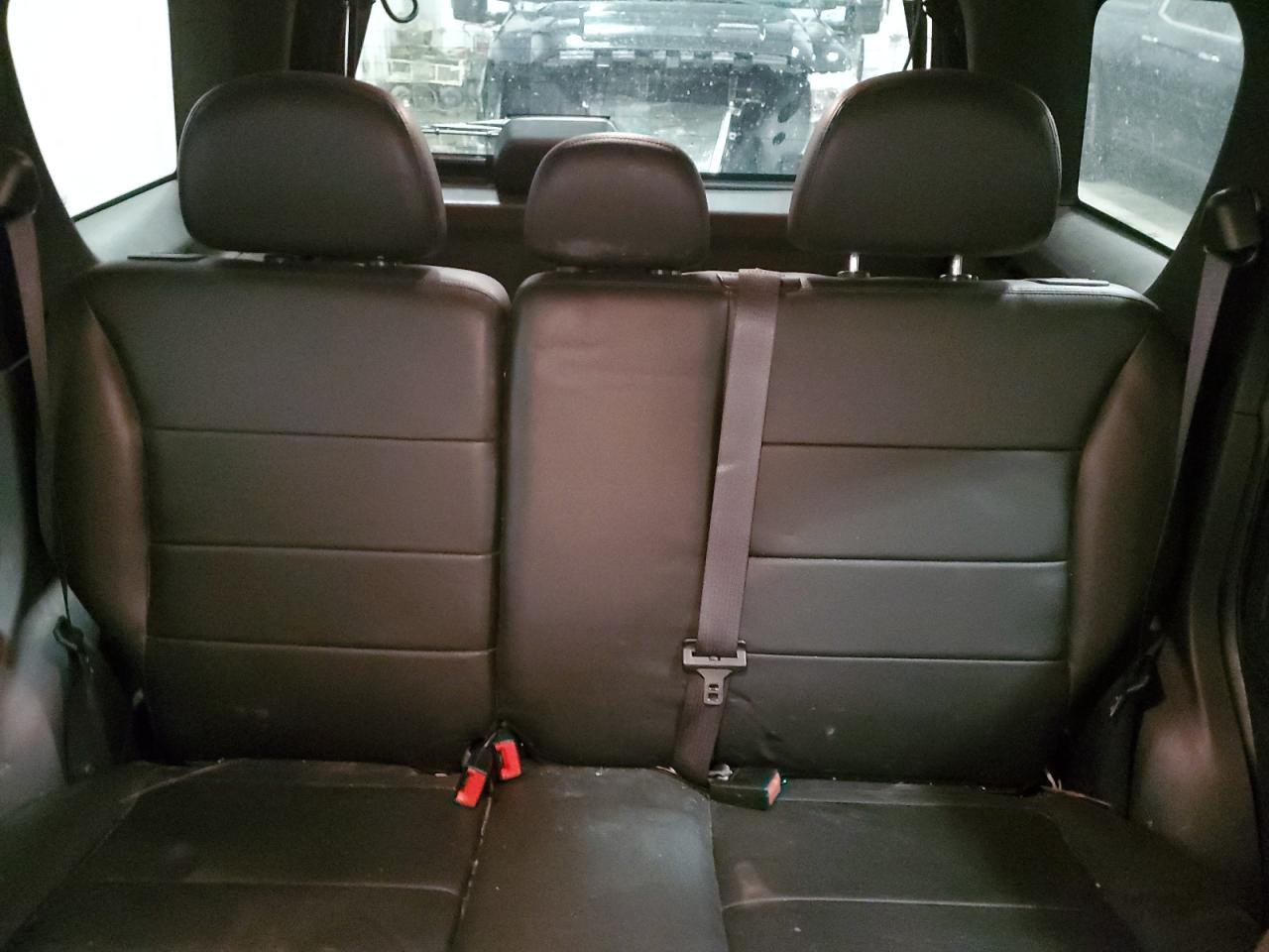 2010 Ford Escape - Image 10