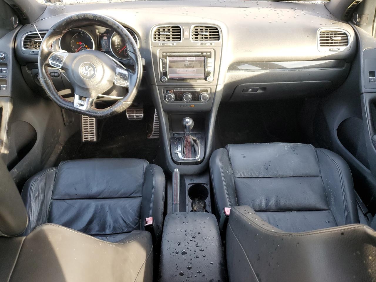 2010 Volkswagen GTI - Image 8