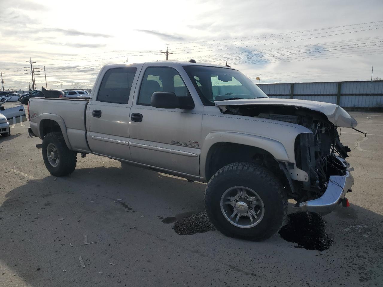 2005 GMC Sierra - Image 4