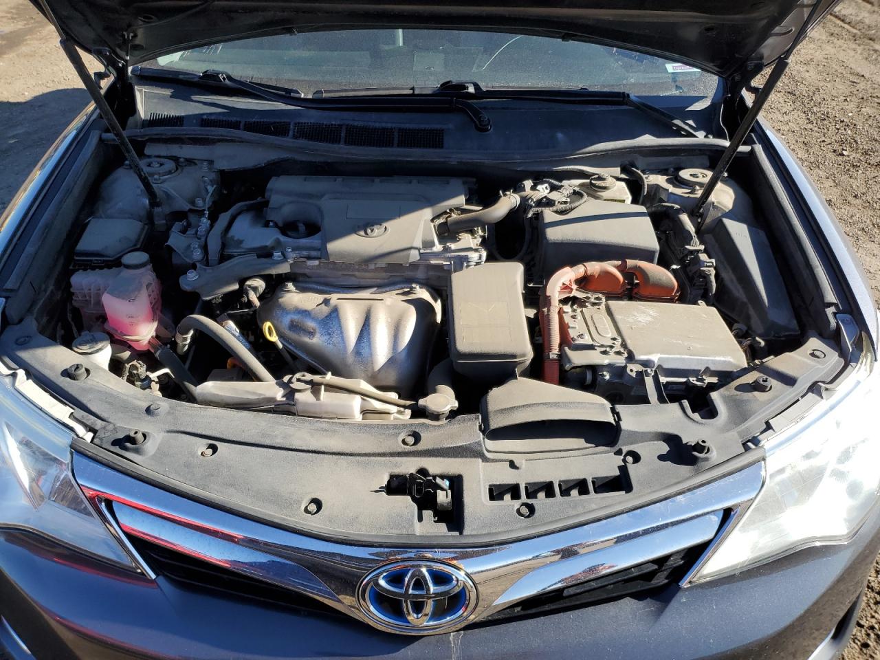 2014 Toyota Camry - Image 11