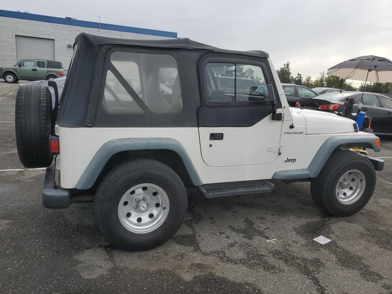 1998 Jeep Wrangler - Image 3
