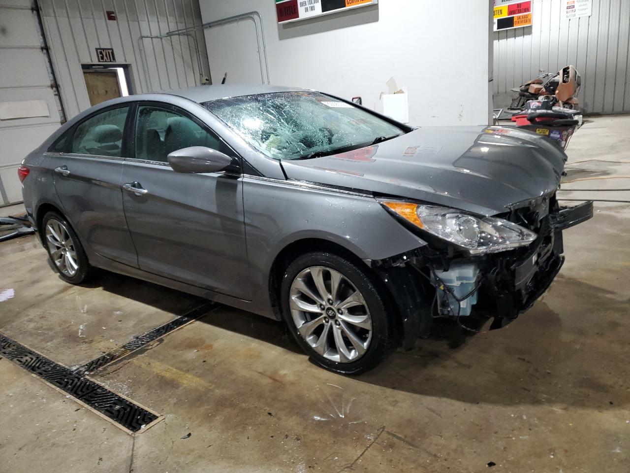 2011 Hyundai Sonata - Image 4